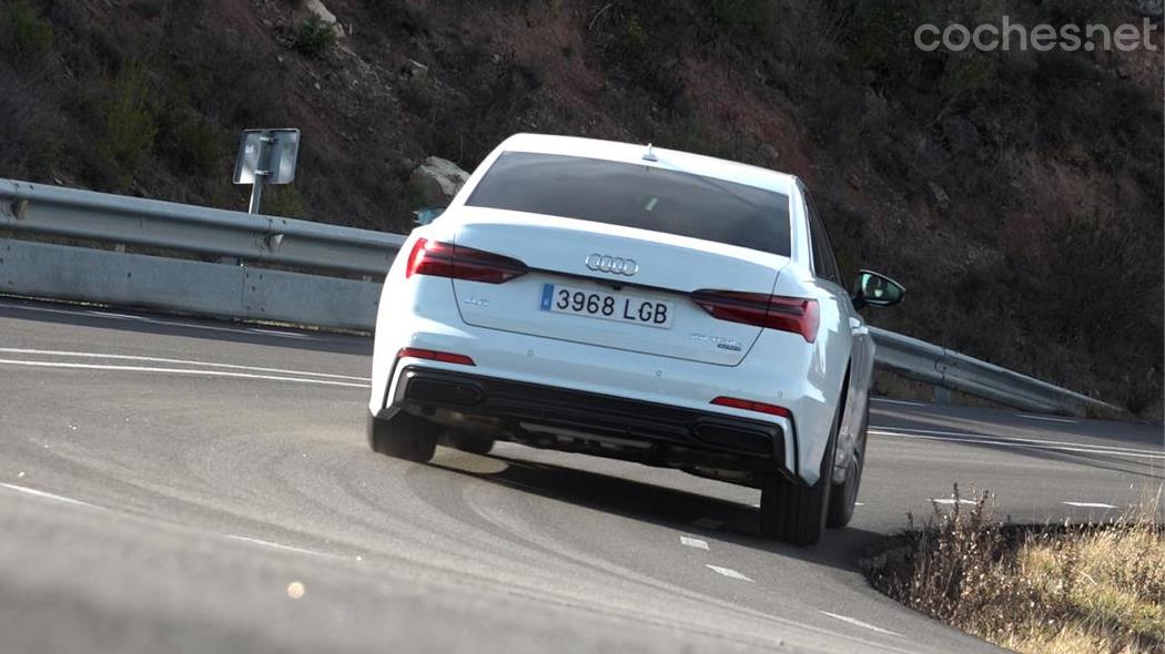 Audi A6 55 TFSIe,  Electrificado, con etiqueta 0 y una autonomía de 53 km en modo totalmente eléctrico