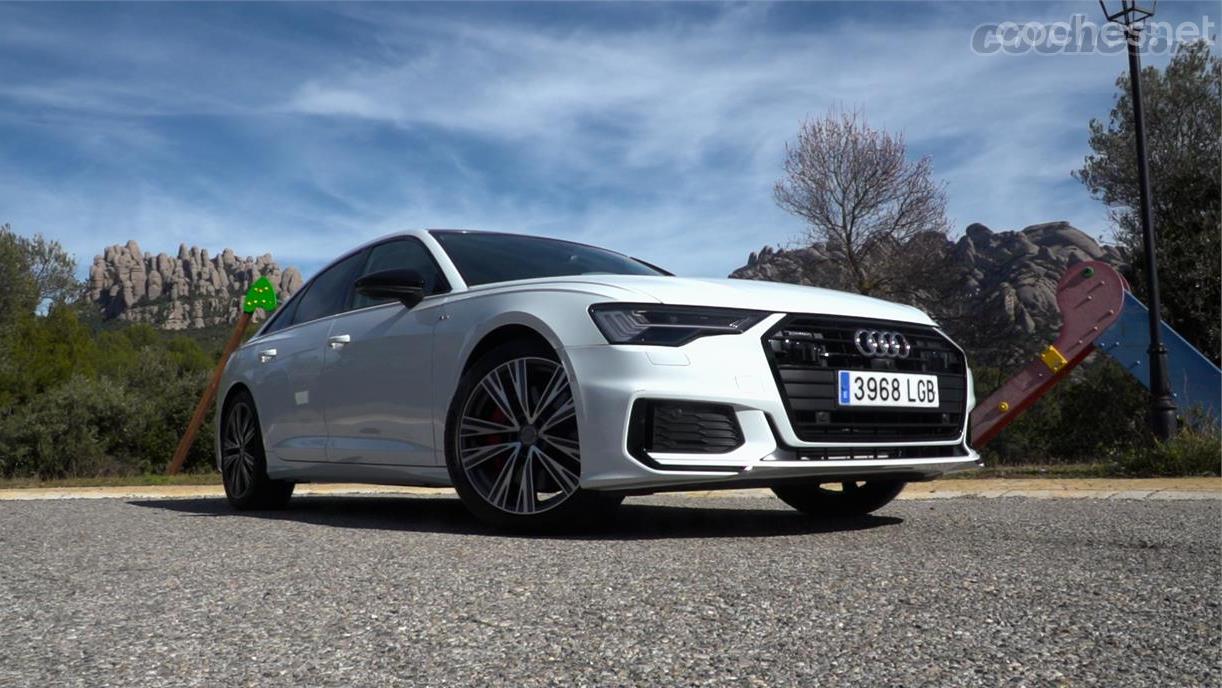 Audi A6 55 TFSIe,  Electrificado, con etiqueta 0 y una autonomía de 53 km en modo totalmente eléctrico