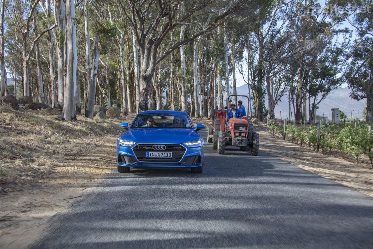 Como ya es exigible en coches de este nivel, el Audi A7 Sportback puede equipar numerosos sistemas de seguridad activa.