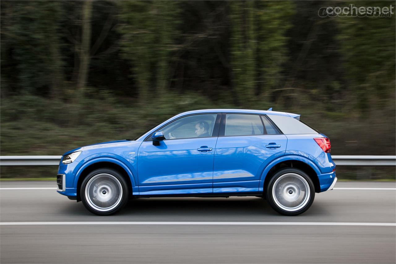 El Audi Q2 mide 4,19 metros de longitud, un tamaño muy compacto que lo convierte en un SUV muy manejable. 