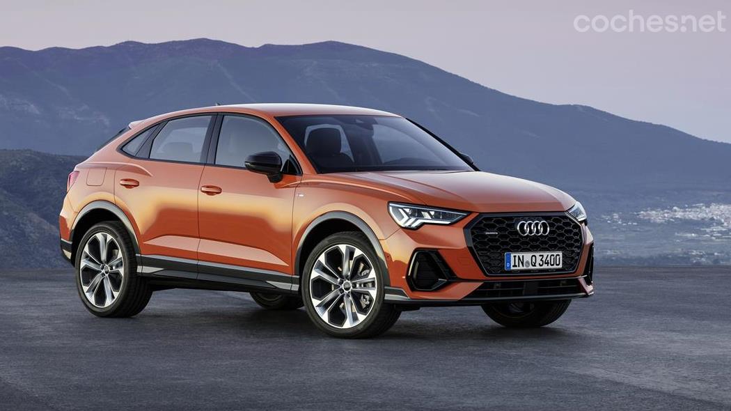 AUDI Q3 - El Audi Q3 se vende desde 43.060 euros (2.400 más la versión Sportback de la imagen) y hsta 80.040 euros, que es lo que cuesta el RSQ3 Sportback.