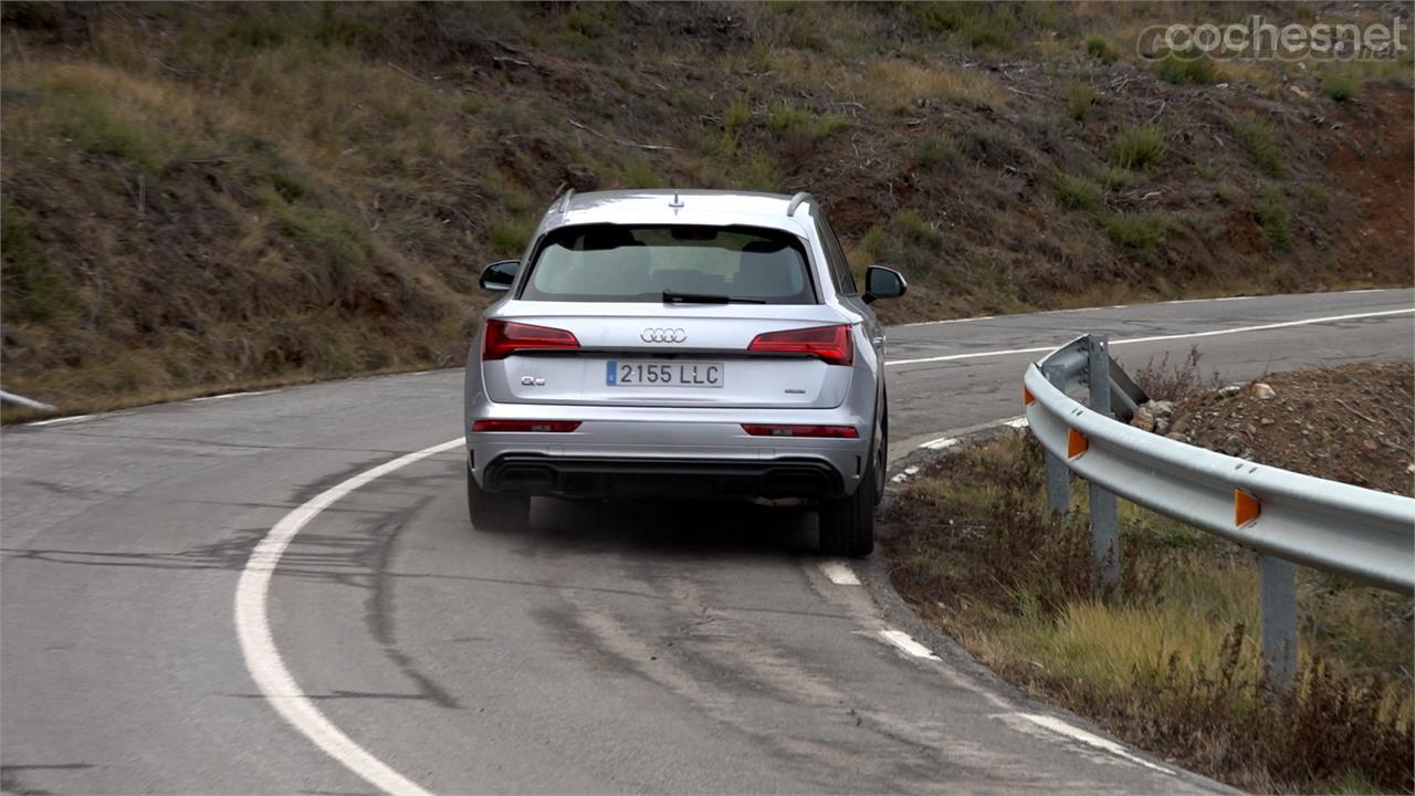 El Q5 es tan efectivo para realizar un largo viaje con gran comodidad como para no aburrirnos en una carretera revirada.