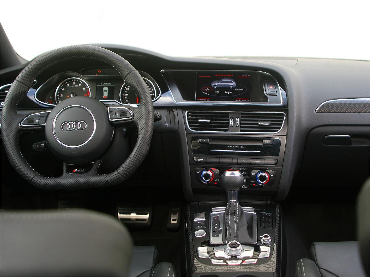 Audi RS4 Avant 4.2 FSI 450 CV quattro