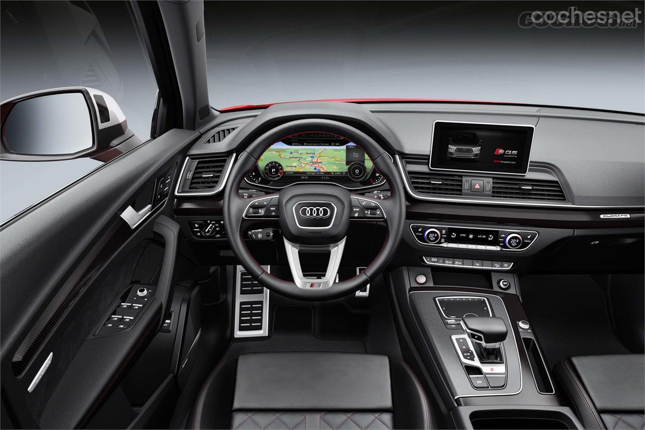 Del interior destaca el virtual cockpit con pantalla de 12,3", una solución que ya probamos con el Q5 normal.