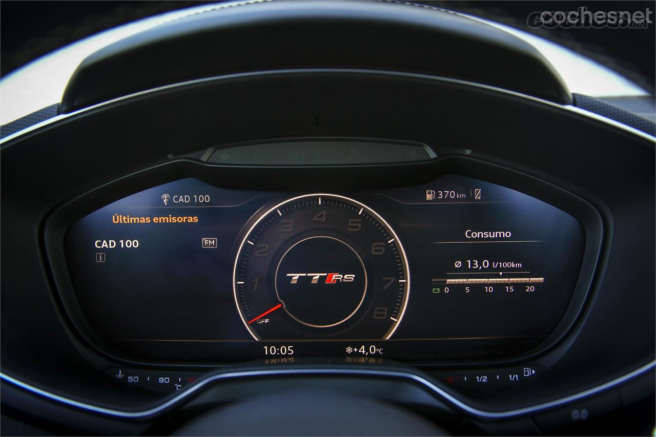 El cuadro de instrumentos está presidido por el Audi virtual cockpit, desde el que se tiene acceso a toda la información necesaria.