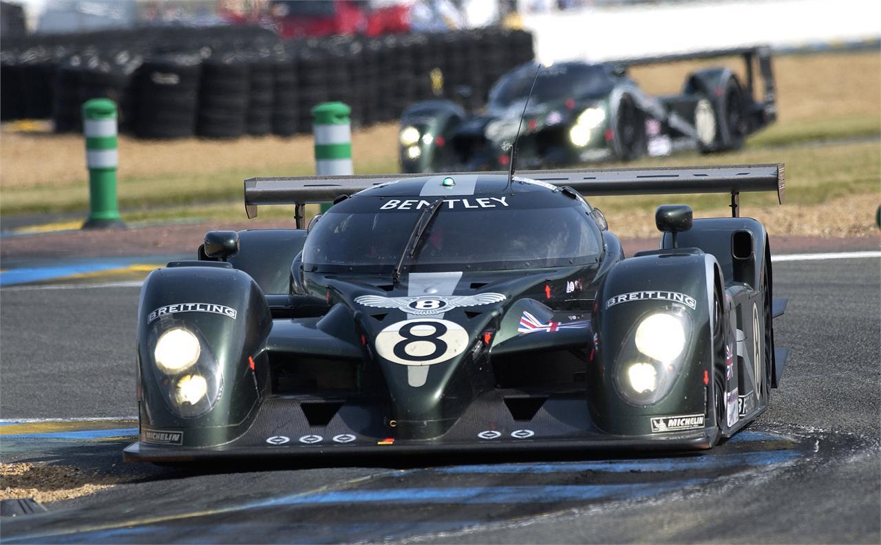 Bentley Speed 8 Ganador de las 24 Horas de Le Mans de 2003 con los pilotos Tom Kristensen, Rinaldo Capello y Guy Smith.