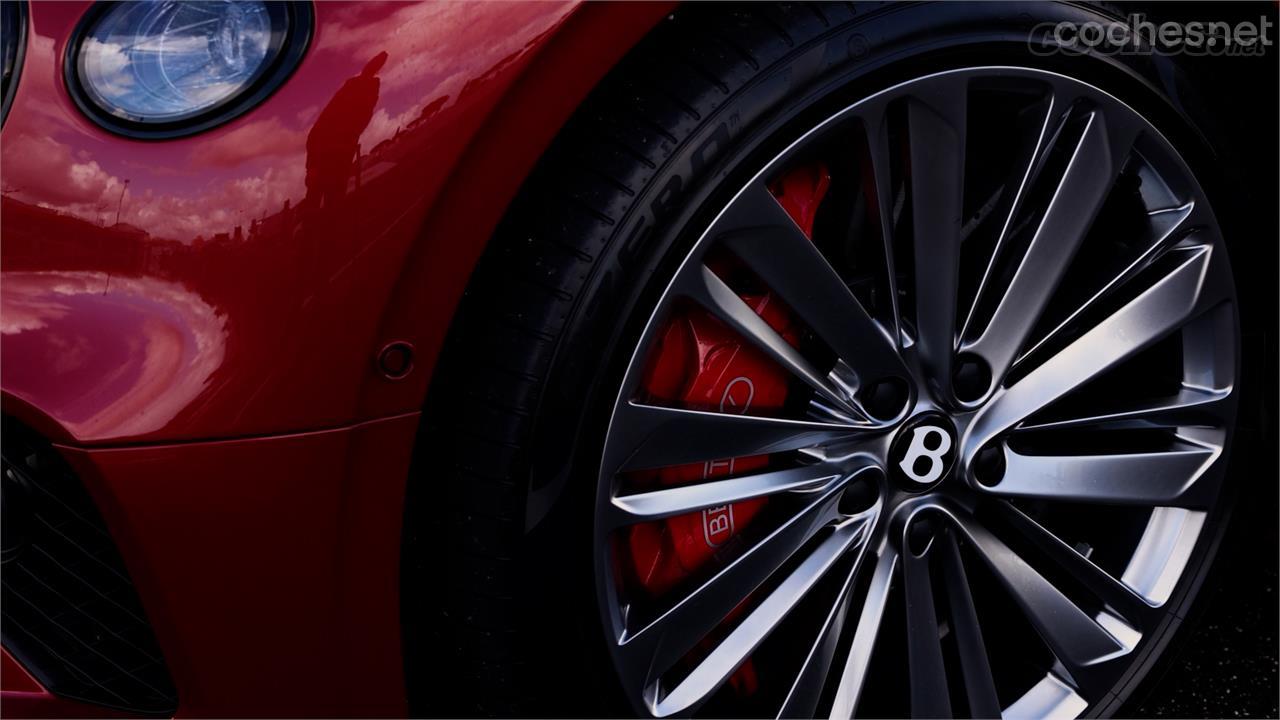 BENTLEY Continental GT - The Continental GT Speed's brakes are the largest available today for a road car.  With 440mm diameter discs and 10-piston calipers.