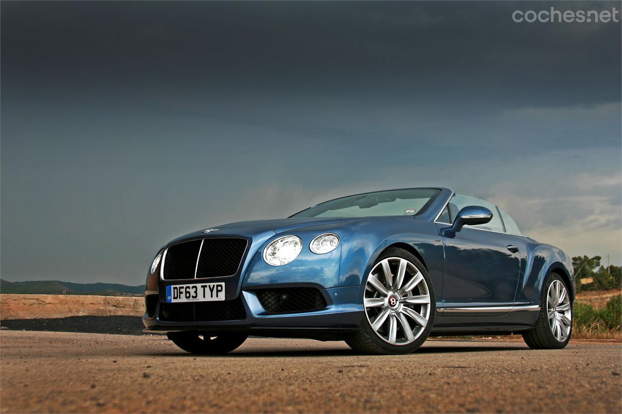 El Bentley Continental GTC S exhibe una estética contundente, con detalles exclusivos para esta versión "Speed", como la calandra en negro o las llantas de 21 pulgada. (Fotos: Eloy García)