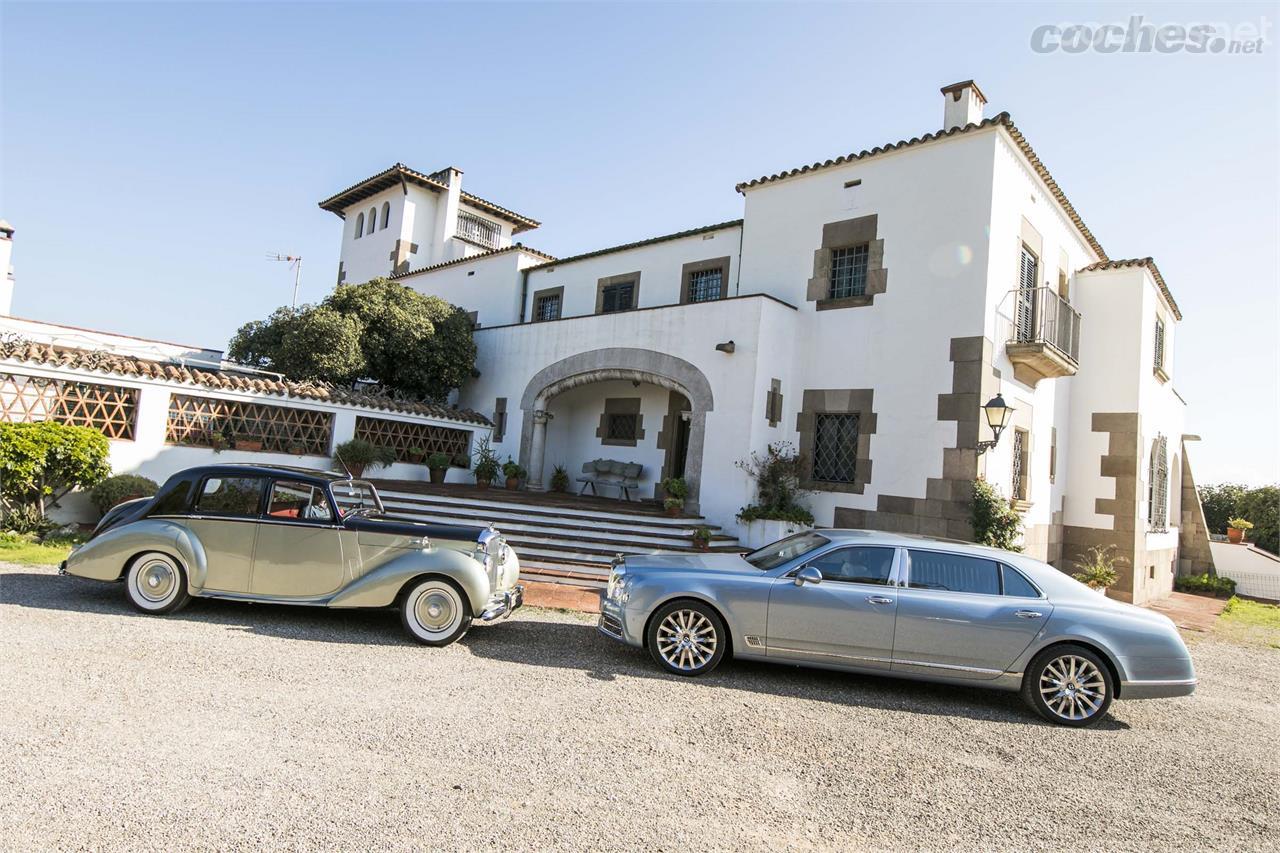 En comportamiento dinámico el Mulsanne EWB no dista tanto del R-Type de 1953. Máximo confort, silencio y suavidad.