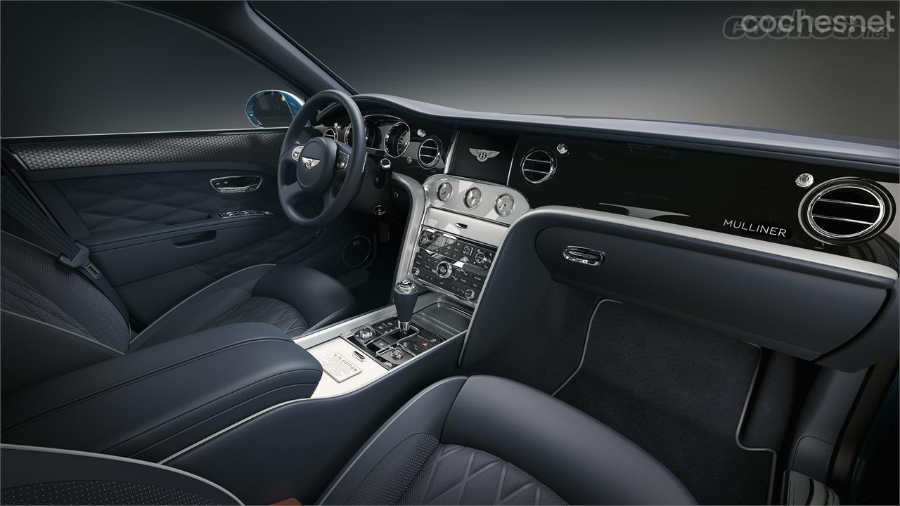 Aunque no excesivamente sofisticado, el interior del Bentley Mulsanne ha sido toda una referencia en calidad de materiales y acabados exquisitos. 