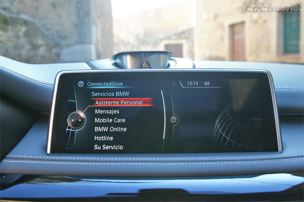 El sistema de servicios online BMW ConnectedDrive del X5 es sumamente práctico y sólo supone un extra de 800 euros.