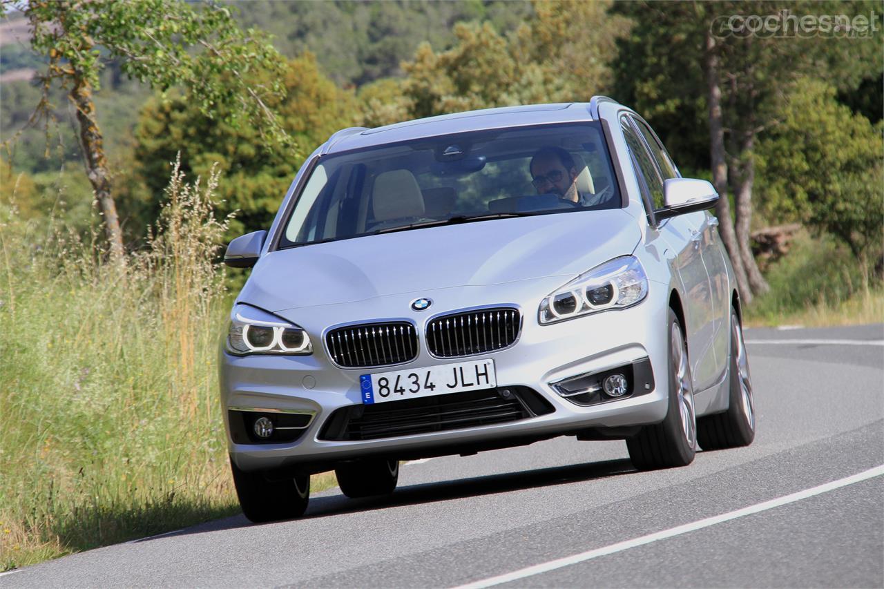 Un coche muy interesante tecnológicamente que muestra la senda más racional de cara a un futuro inmediato: eléctrico en ciudad e híbrido en carretera. A precio de BMW pero sin que sea un disparate.