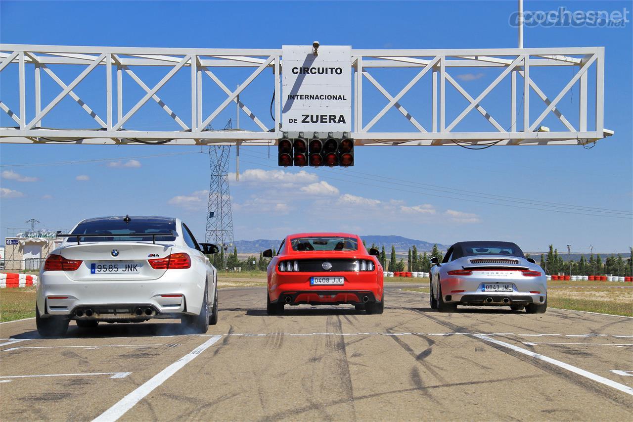 Gas a fondo en la arrancada. No es que el BMW sea más lento. Es que siempre hay uno que se despista.