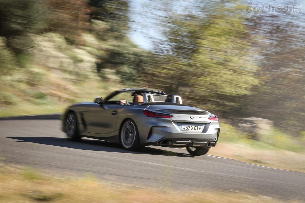 El equipamiento opcional de ayudas a la conducción es amplio y por primera vez en un roadster de BMW incluye el Head-Up display.