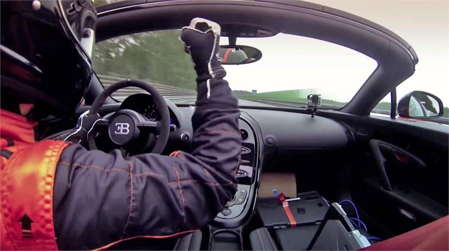 Opiniones de Vídeo: Bugatti Veyron, ¡408.84 km/h!