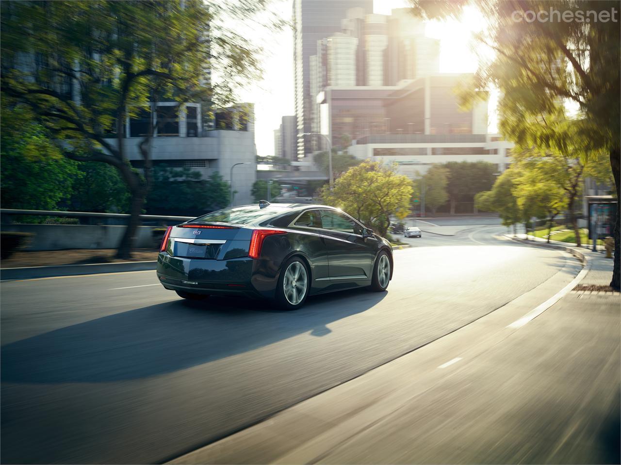 Cadillac ha optimizado el chasis del ELR para favorecer un comportamiento un poco más deportivo. 