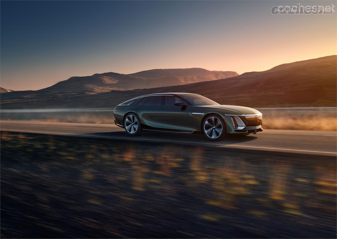 Todas las cifras del Cadillac Celestiqson descomunales, pero una aceleración de 0 a 100 km/h. en 3,8 segundos pesando 3 toneladas no está nada mal.