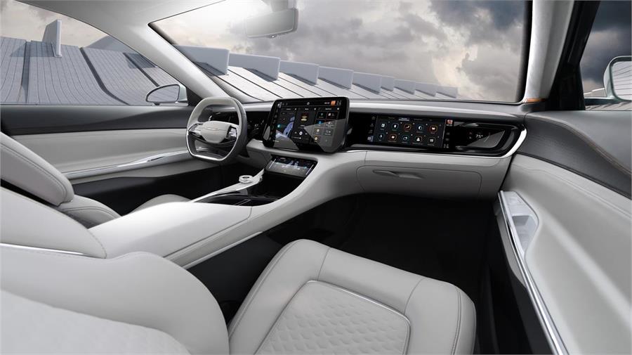 En el salpicadero del Chrysler Airflow Concept destacan las tres pantallas sucesivas de las que la central es más grande que las otras dos.