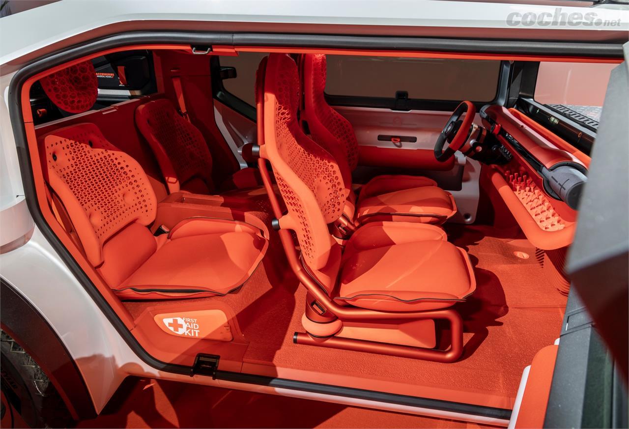 Los asientos del Citroën Oli se han realizado con impresión 3D y son muy ligeros. El interior se ha configurado como un modelo de cuatro plazas.