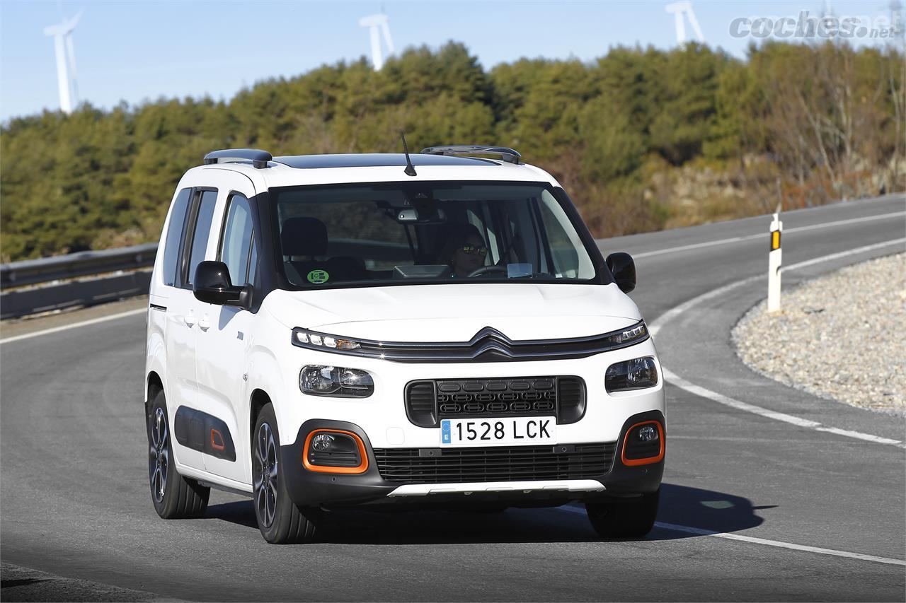 Esta versión del Berlingo tiene un carácter mucho más viajero gracias a su motor de 130 Cv y al cambio automático, ideal en autopista