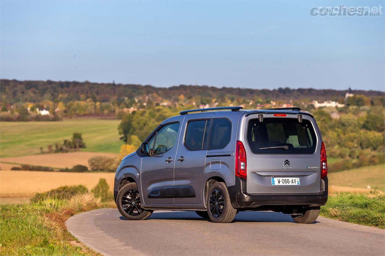 Con una tarifa de precios que empieza en los 36.030 euros no es barata, pero es que ningún coche eléctrico lo es.