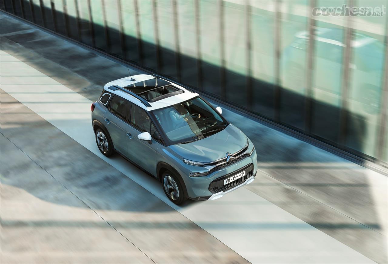 El Citroën C3 Aircross es un coche para todos los públicos. Es bonito, diferente, y permite personalizarlo al gusto. Además se percibe espacioso y su gama mecánica le sienta estupendamente.