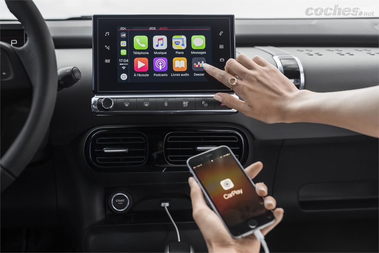 En el nuevo Citroën C4 Cactus mejoran los sistemas de conectividad. Está disponible con Mirrorlink, Apple CarPlay y Android Auto.