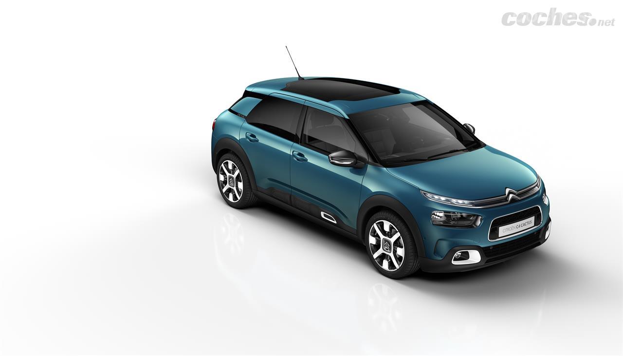 El nuevo Citroën C4 Cactus mantiene sus líneas básicas pero ahora se percibe menos vanguardista. La liquidación del C4 ha obligado a hacer un modelo más convencional. 