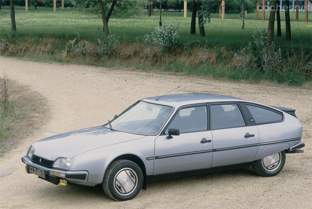 El CX GTI Turbo es una de las versiones más buscadas por los coleccionistas a día de hoy. El valor de mercado de una unidad restaurada y en perfecto estado puede rondar los 6.000 €.
