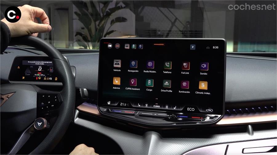La nueva pantalla del Cupra Tavascan tiene interfaz propio y es la más grande de este tipo en un coche con esta plataforma.