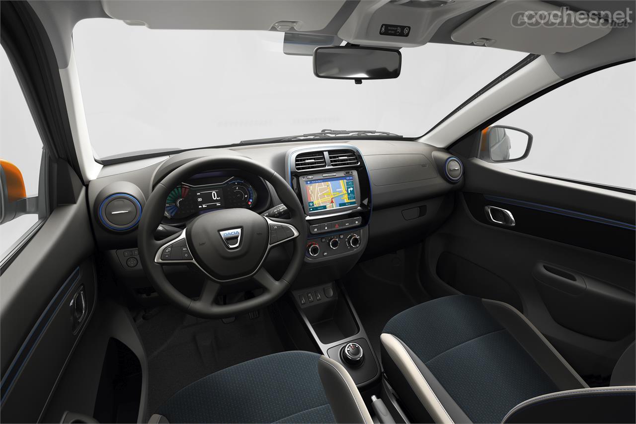 Interior más que correcto y con un equipamiento completo para tratarse de un coche urbano de bajo precio. La fórmula Dacia aplicada a los eléctricos.