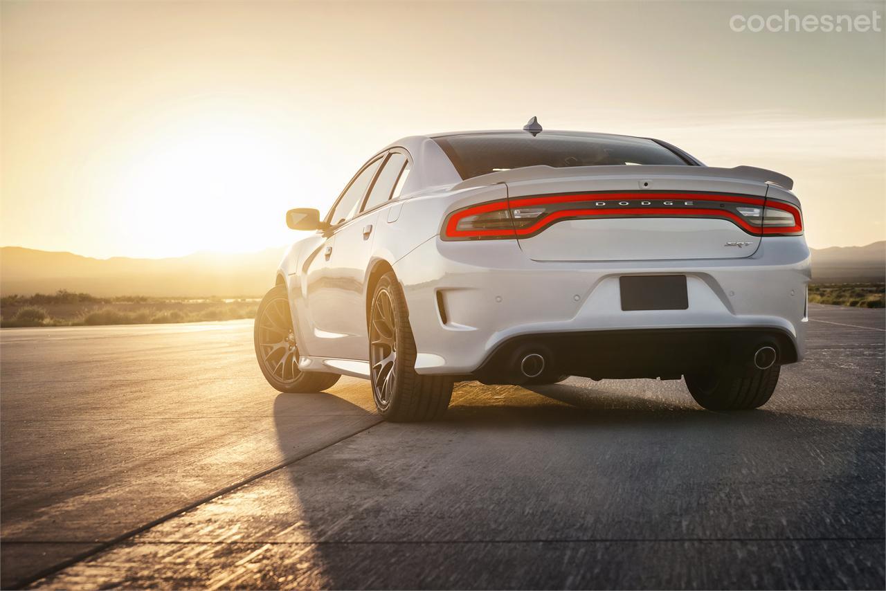 Dodge Charger SRT Hellcat a 327 km/h | Noticias 