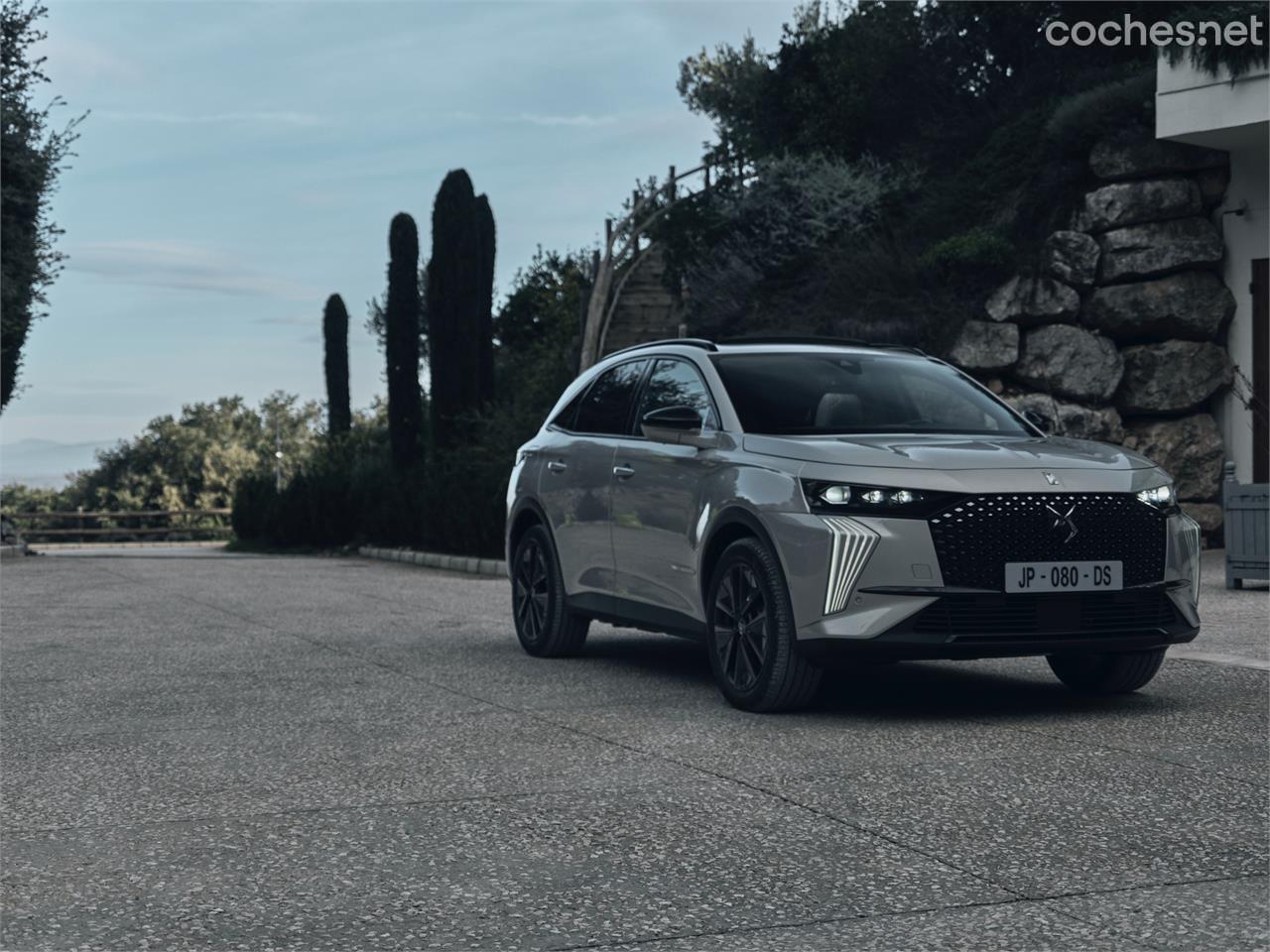 DS 7 Esprit de Voyage, nueva 'Collection 2023' con detalles y equipamiento exclusivos.