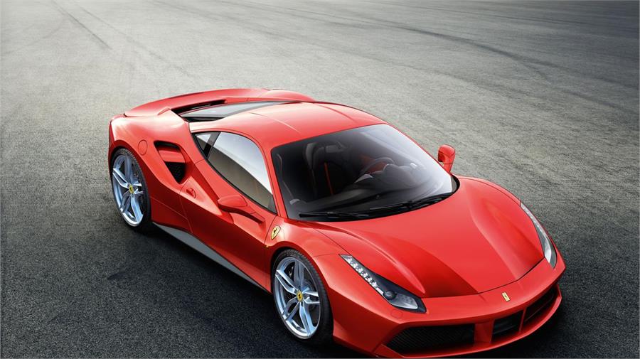 Con una apariencia semblante al 458 Italia, el nuevo modelo extrema el trabajo aerodinámico para convertirse en el Ferrari más eficiente en este aspecto.