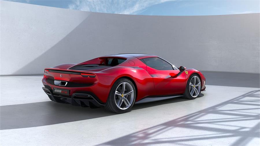 El Ferrari 269 GTB alcanza los 330 km/h y acelera de 0 a 100 km/h en 2,9 segundos.