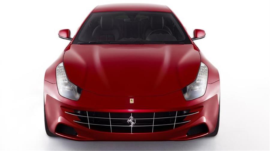Ferrari FF: Cuatro plazas y tracción integral