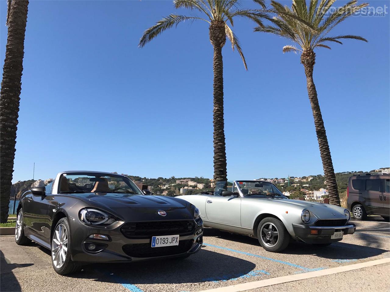 La serie especial America del FIAT 124 Spider, únicamente disponible en el color bronce magnético, aquí junto al Pininfarina Spidereuropa clásico.