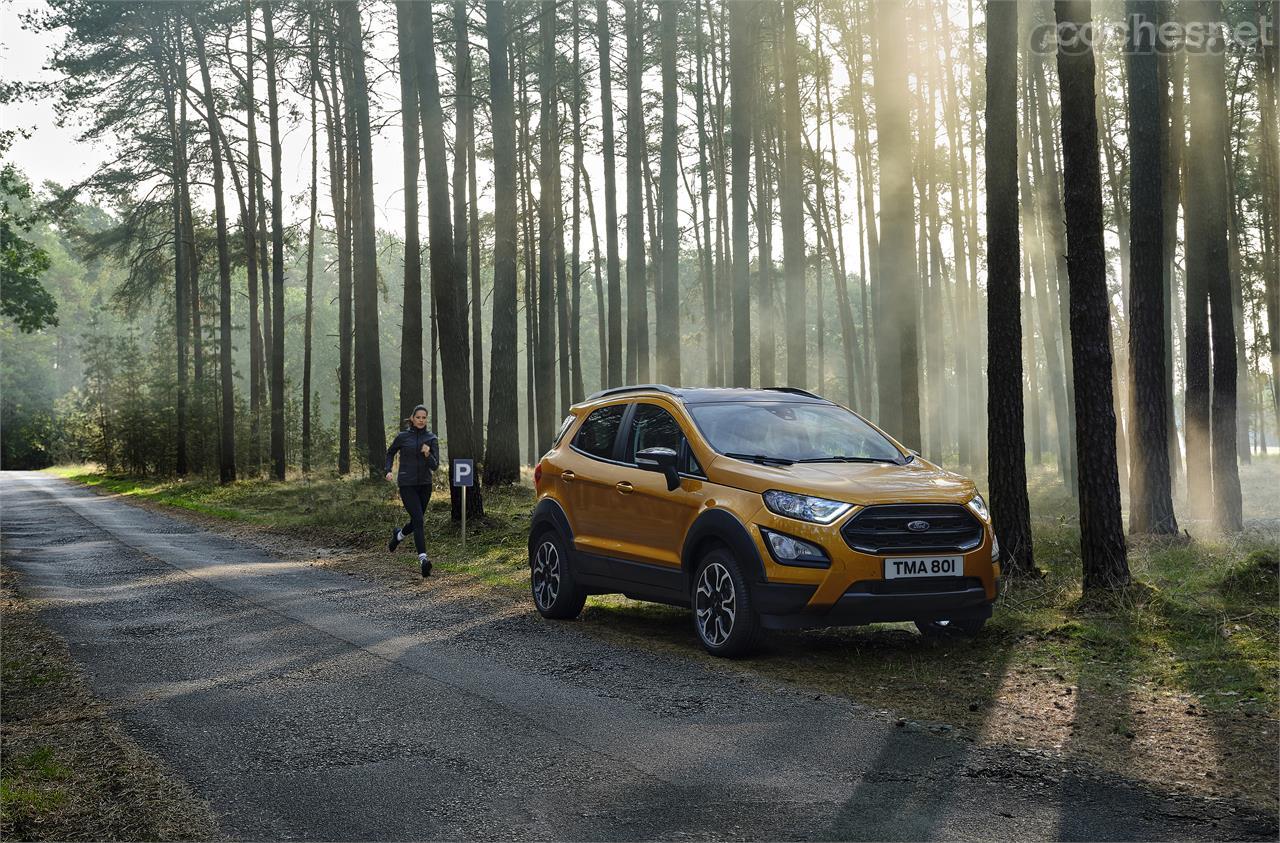 El Ford EcoSport Active completa la gama de este pequeño SUV que destaca, sobre todo, por su funcionalidad. Tiene un único motor de gasolina de 125 CV.