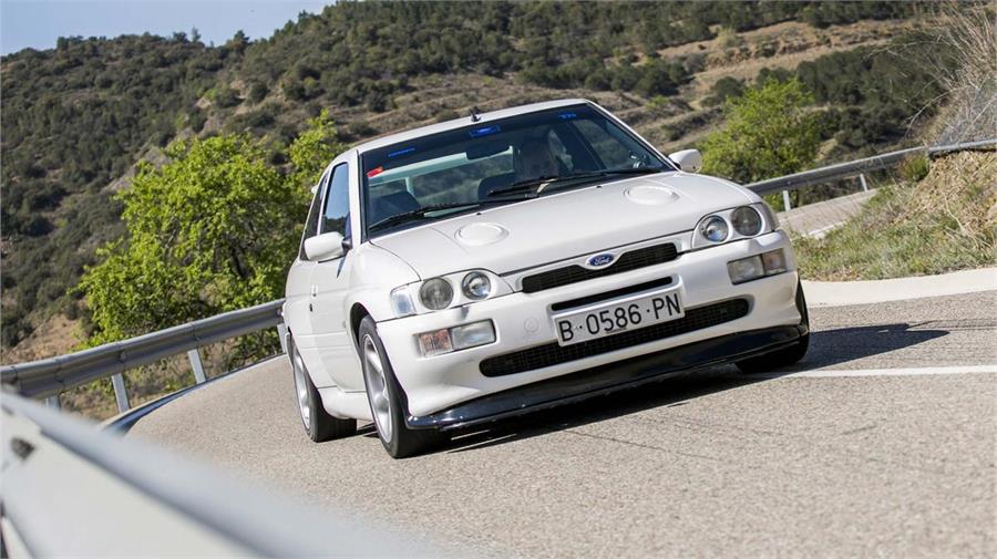 El Ford Escort RS Cosworth es uno de los últimos modelos creados expresamente para homologar su versión de rally.