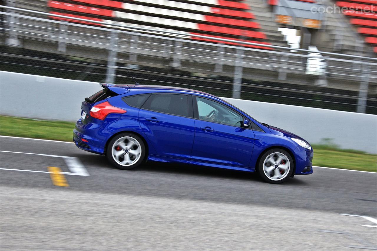 Dominar de verdad el Focus ST requiere cierta experiencia en circuito