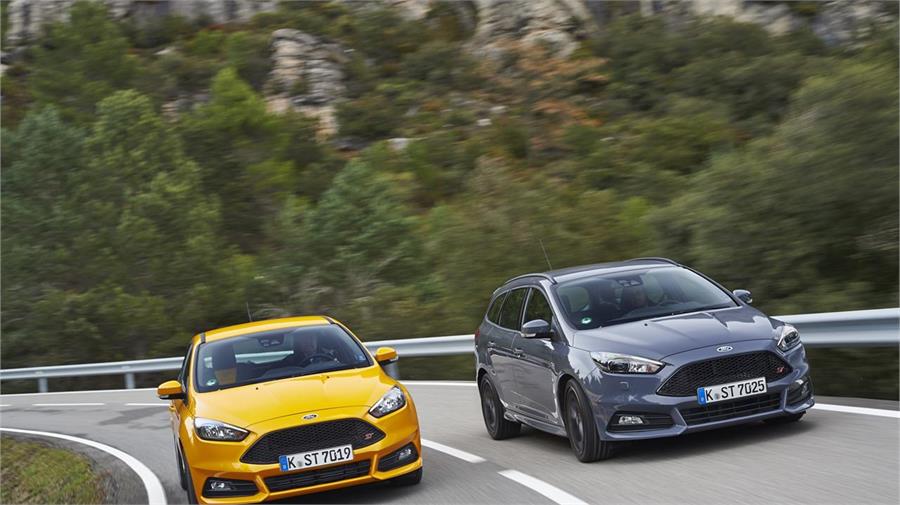 Ya está en los concesionarios la nueva generación del Focus ST, con cuatro combinaciones posibles: 5 puertas, familiar, gasolina o diésel.