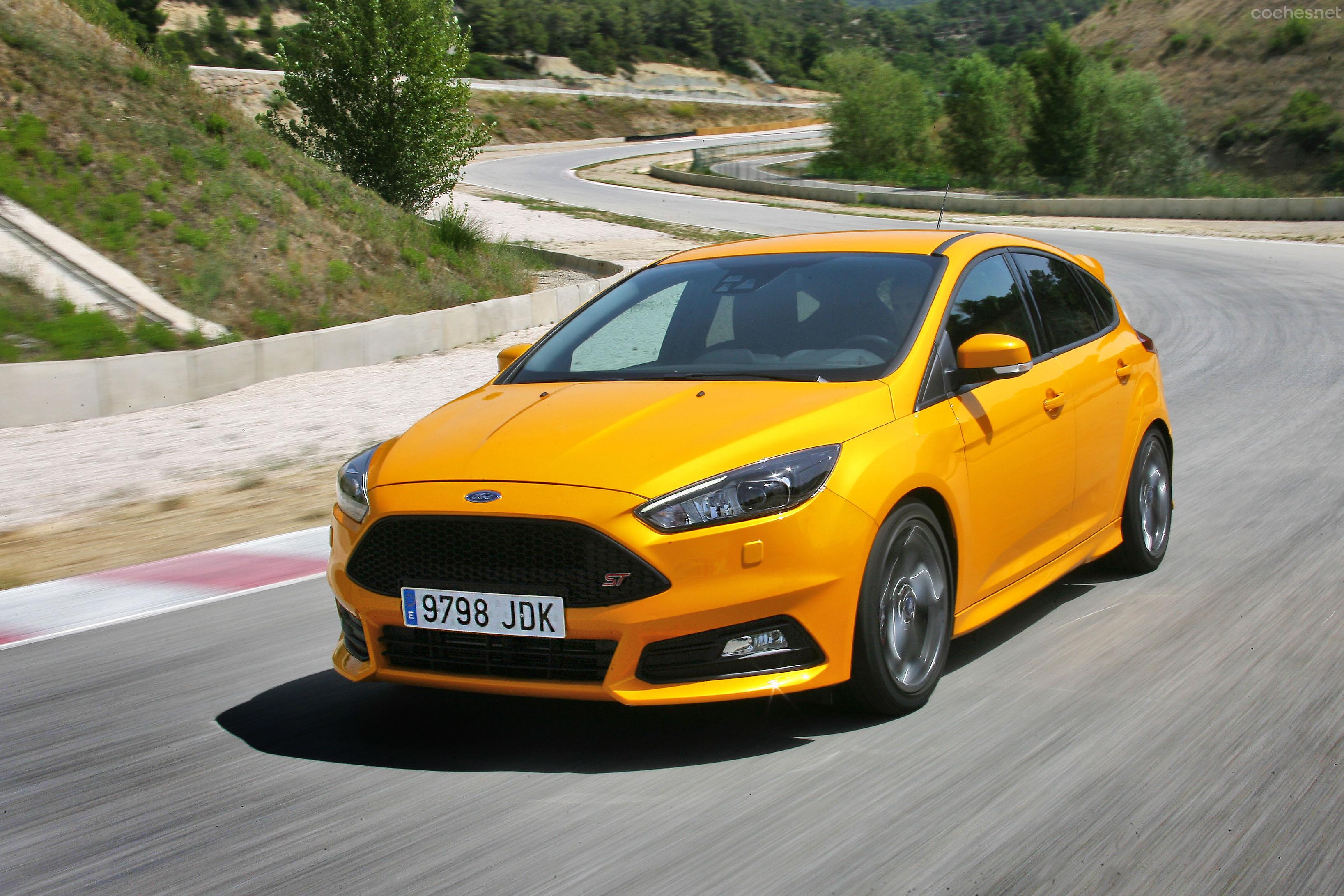 Ford Focus ST 2.0 EcoBoost 250 CV