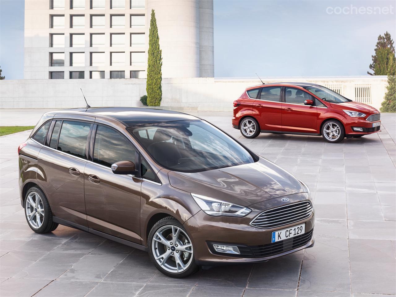 El Grand C-Max, en primer término y el C-Max, al fondo, comparten el nuevo morro corporativo de Ford.