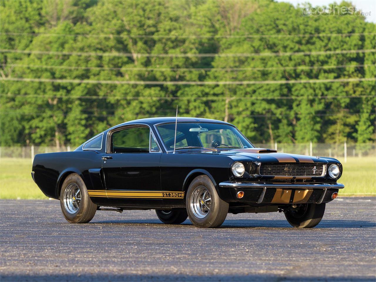 En 1966 Shelby, Ford y Hertz dieron forma al GT350-H, una versión de altísimas prestaciones del Mustang que cualquier particular podía alquilar gracias a Hertz.