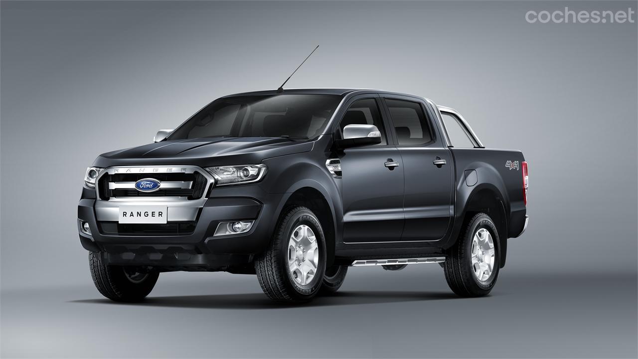 Bajo el nuevo diseño el Ford Ranger esconde un poderoso propulsor diésel de 3,2 litros y 5 cilindros en línea TDCi que rinde 200 CV.