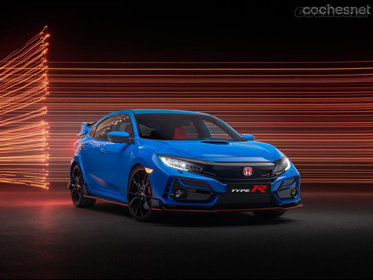 El Honda Civic Type R Sport Line trae de serie un equipamiento más exclusivo, sin la radicalidad del Limited Edition. 