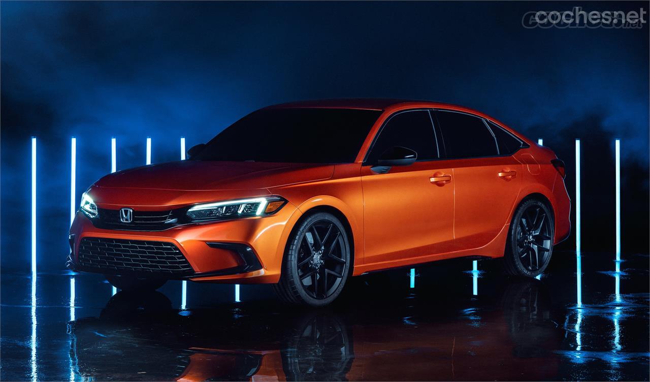 El nuevo Civic tiene una línea más elegante y menos extremada que el modelo actual, aunque habrá que ver como evoluciona para convertirse en un cinco puertas para Europa.