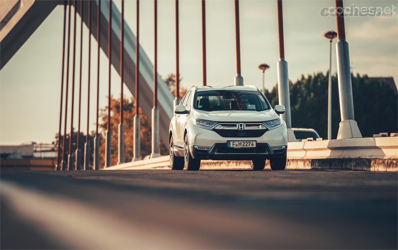 Será en la ciudad donde más partido saquemos de éste y cualquier otro híbrido. Lo que hace especial a este Honda es cómo favorece el uso del motor eléctrico. 