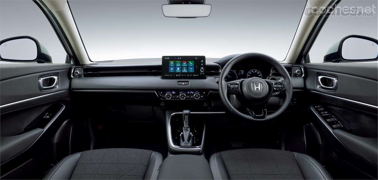 Honda ha desvelado la foto de un interior con el volante a la derecha, pero permite hacerse una idea del diseño del salpicadero. Predomina un estilo clásico, poco vanguardista. 