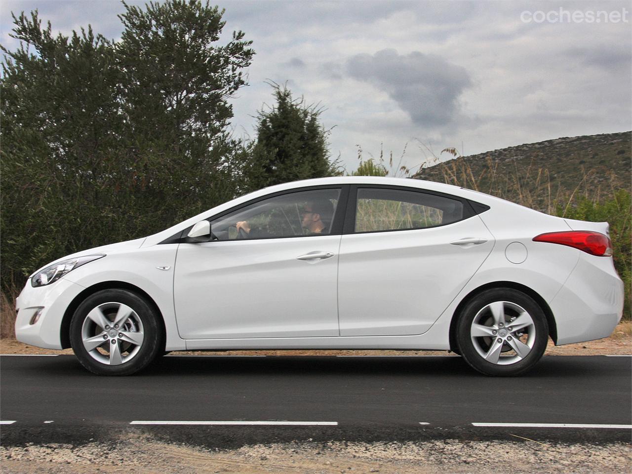 Hyundai Elantra 1.6 MPI